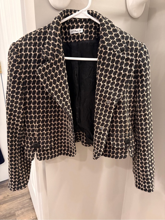 Ann May Jackets & Blazers - Women's Black & Cream Tweed Cropped Blazer - Classic Tailored Style